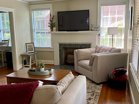 2nd image of 2604 Kiawah Ave