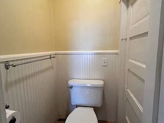 5th image of 1216 W State St Unit 4