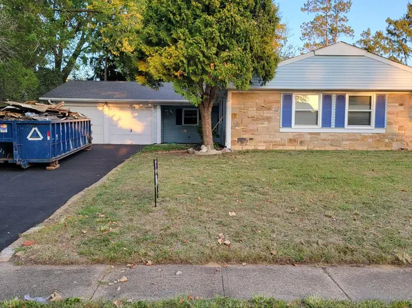 63 Earnshaw Ln, Willingboro, NJ 08046