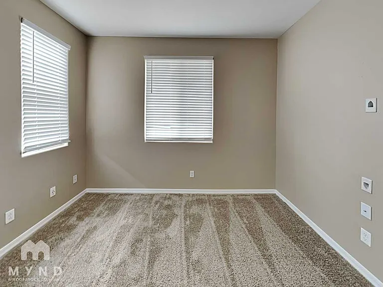 17694 W Mandalay Ln — Photo 12
