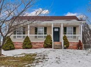 925 Granny White Rd, Clarksville, TN 37040