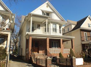 405 E 2nd St, Brooklyn, NY 11218