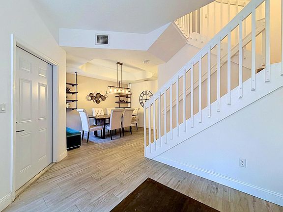 3rd image of 2154 Anchor Court