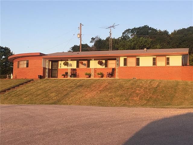 1st image of 503 Hillside Dr