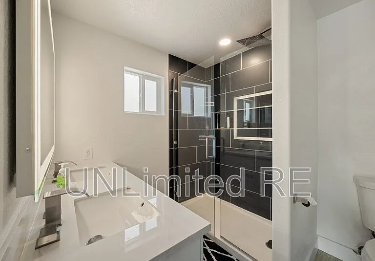 3486 N Christine Dr — Photo 14