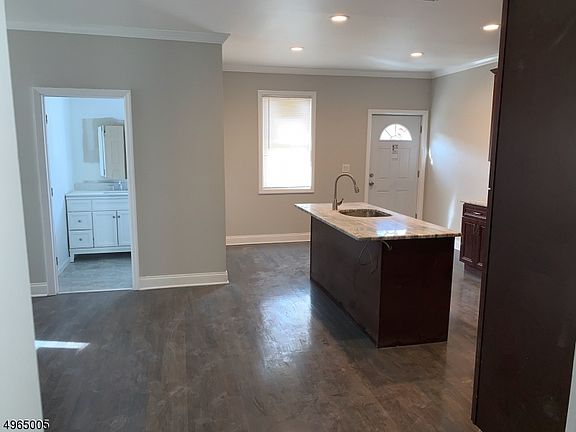 2nd image of 21 N 17th St
