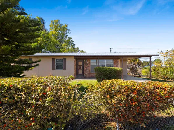 110 SW 12th Avenue, South Bay, FL 33493