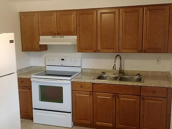 5th image of 6022 W Idlewild Ave