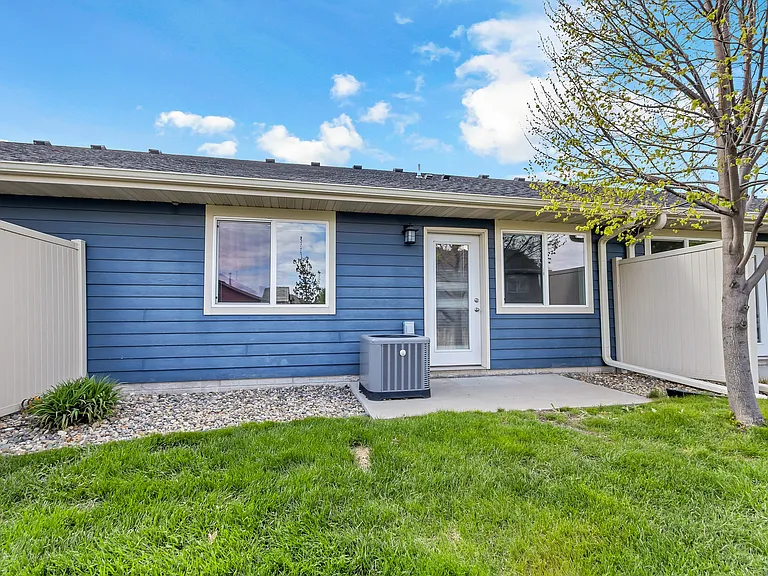 100 S Augusta Pl — Photo 12