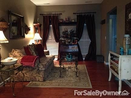 Den opens to Kitchen