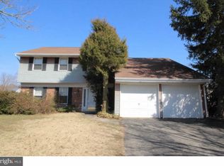 26 Avella Ln, Sicklerville, NJ 08081
