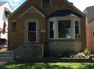 3935 N Pioneer Ave, Chicago, IL