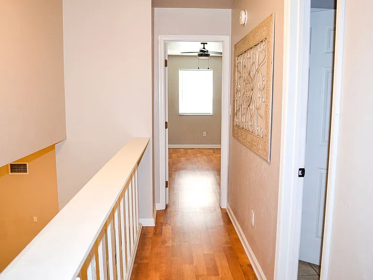 4105 NE 17th Ter — Photo 13