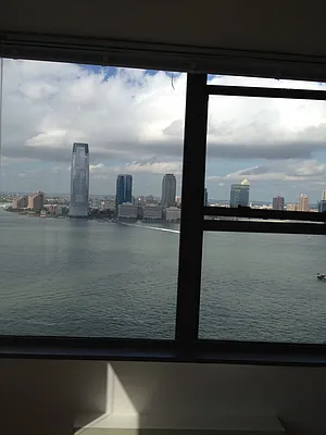 Rented by Realty Operations Group | media 4