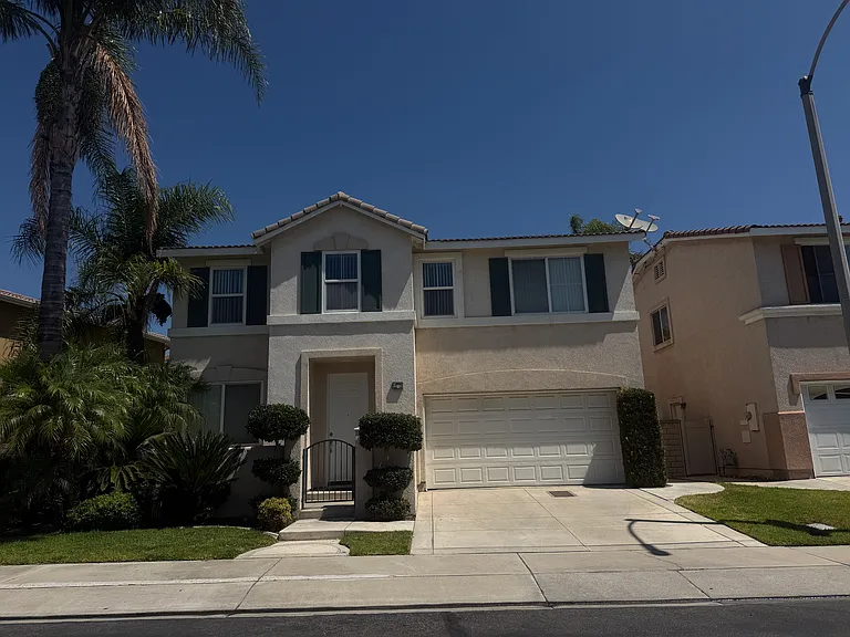 11772 Declaration Dr — Photo 2