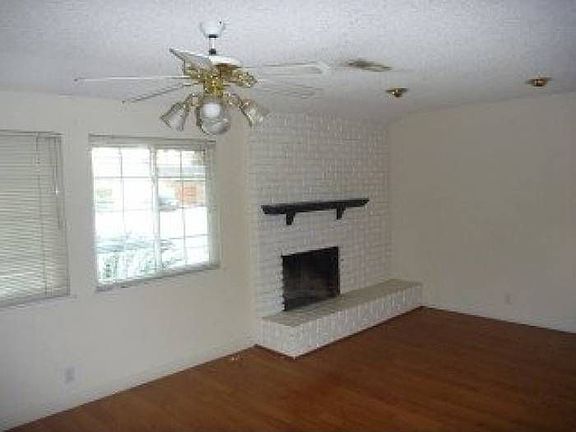 2nd image of 7465 Wren Ave