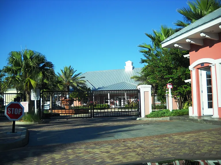 213 Seahorse Dr SE #D — Photo 20