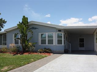3213 Rainbow Rd, Tavares, FL 32778