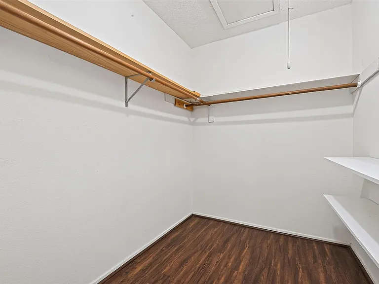 9435 Pagewood Ln — Photo 29