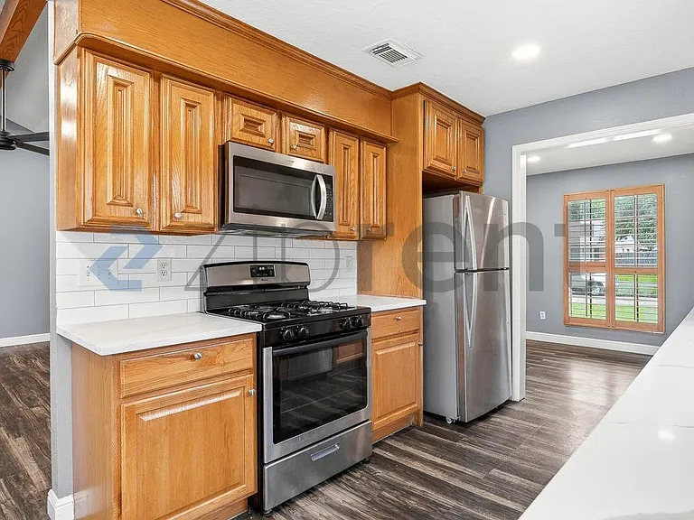 10914 Clear Fork Dr — Photo 9