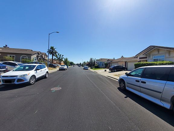 4th image of 973 Cloverbrook Cir