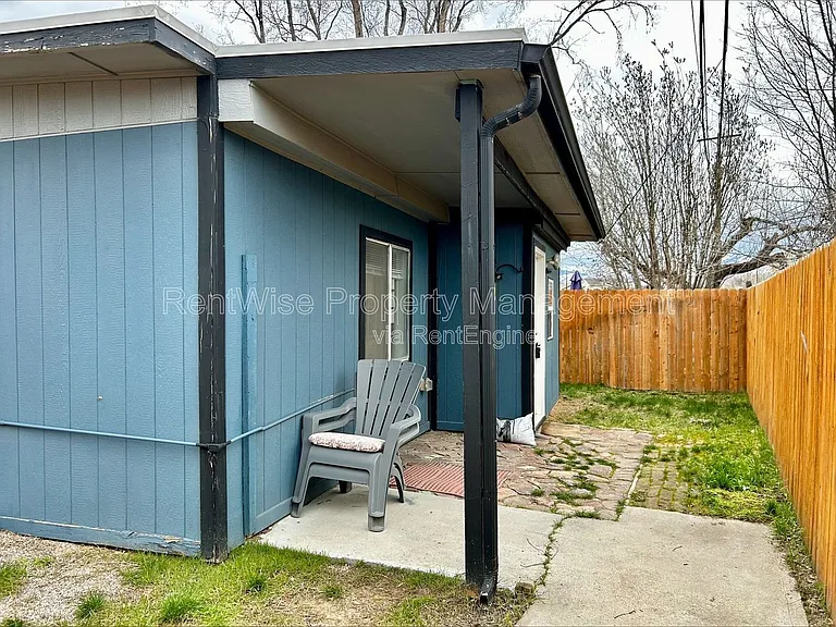 3424 Clay St #3 — Photo 1