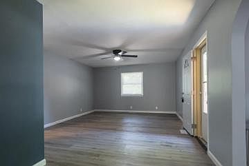 1st image of 1901 Candlewick Dr