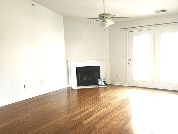 5th image of 10738 Hill Point Ct #10738