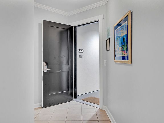 5th image of 9002 Palmetto Dr APT 320
