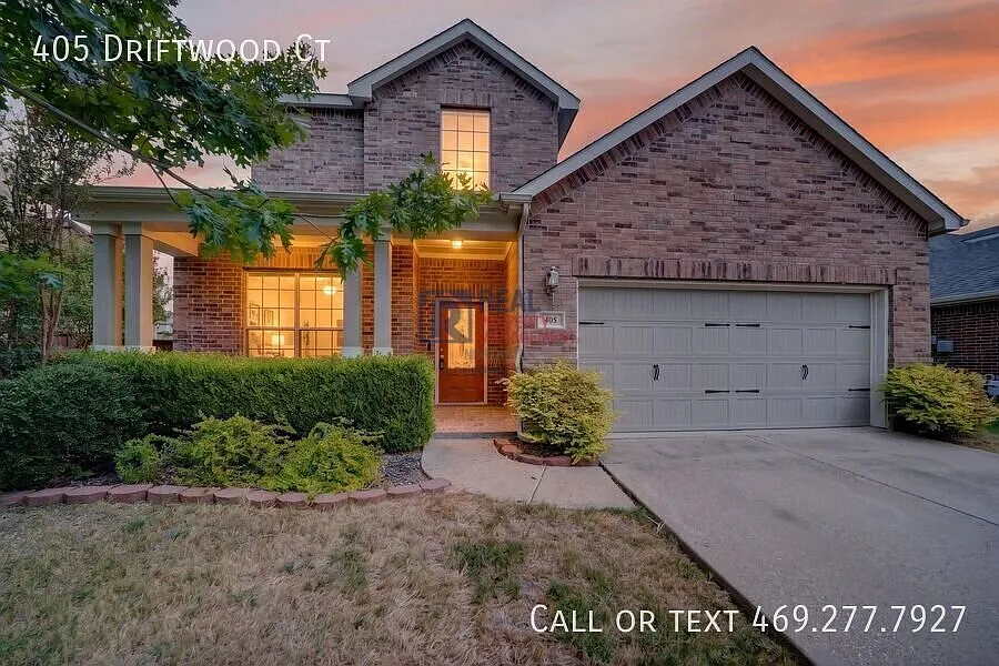 More Space, Walk-In Closets & Poolside Living in Forney — Photo 2
