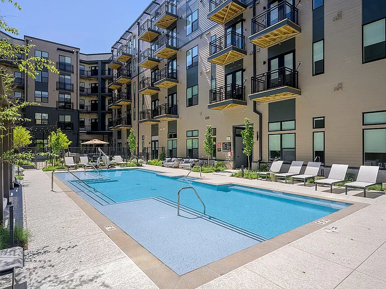 333 Ellington Apartments — Photo 12