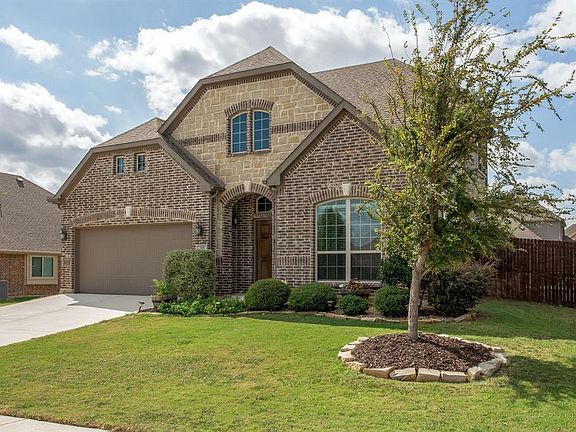 2nd image of 2010 Starwood Dr