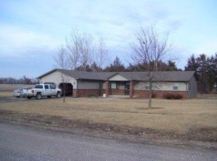 1118 Jefferson Ave, Dorchester, NE 68343