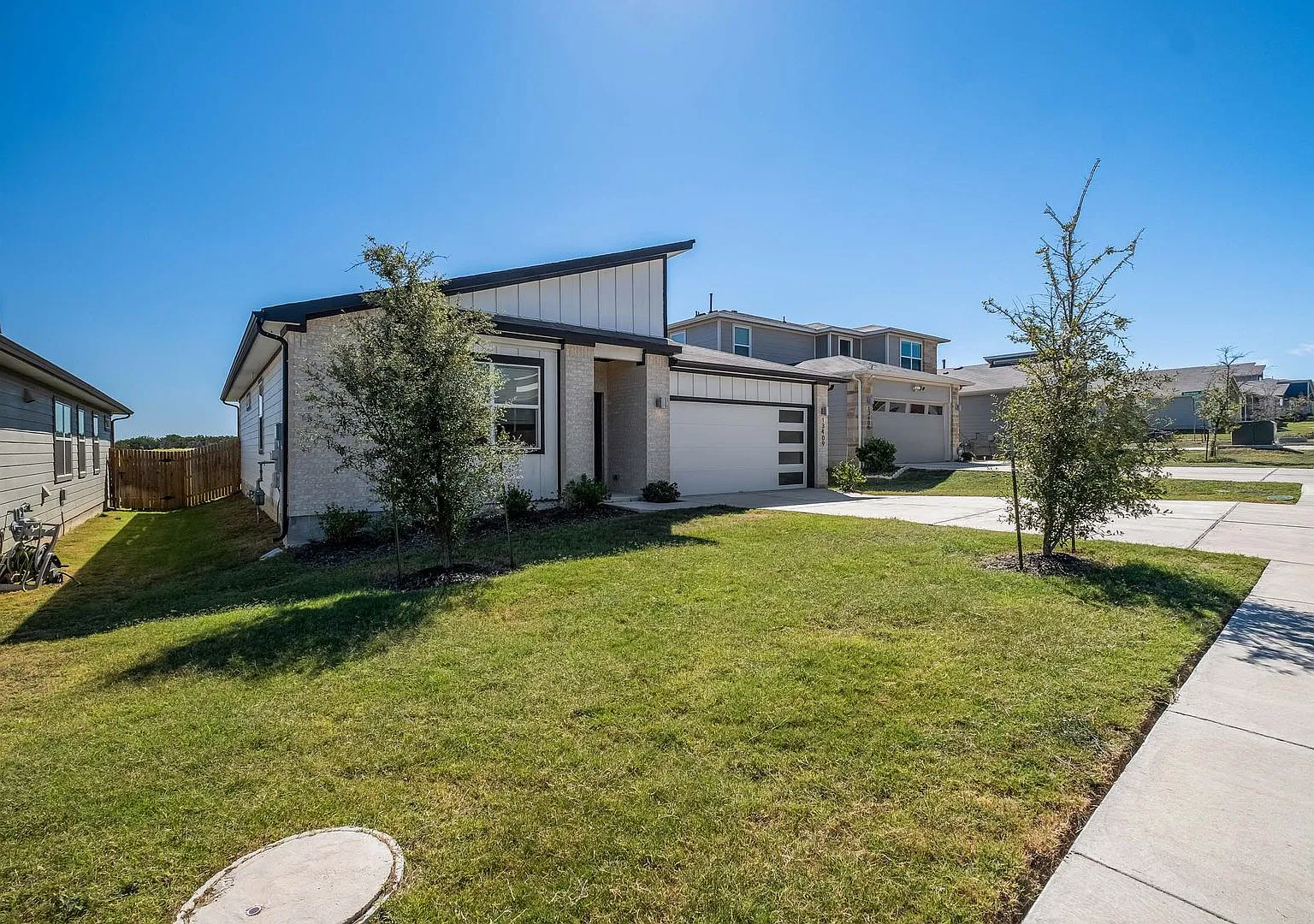 Simple But Stylish 3 Bedroom, 2 Bath Home in Pflugerville — Photo 3