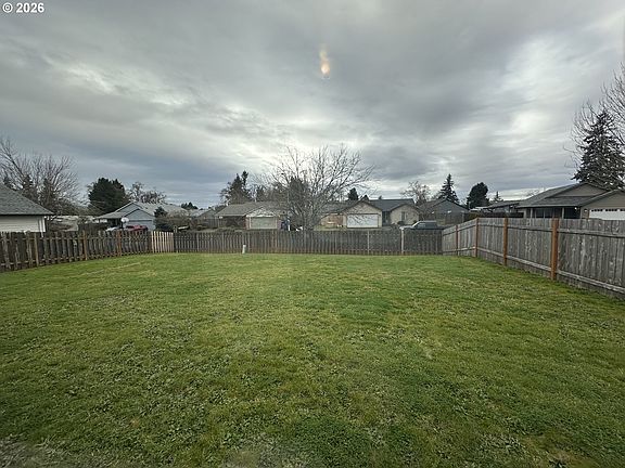 2nd image of 18877 Highland Dr