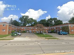 15321 E Nine Mile Rd APT A, Eastpointe, MI 48021