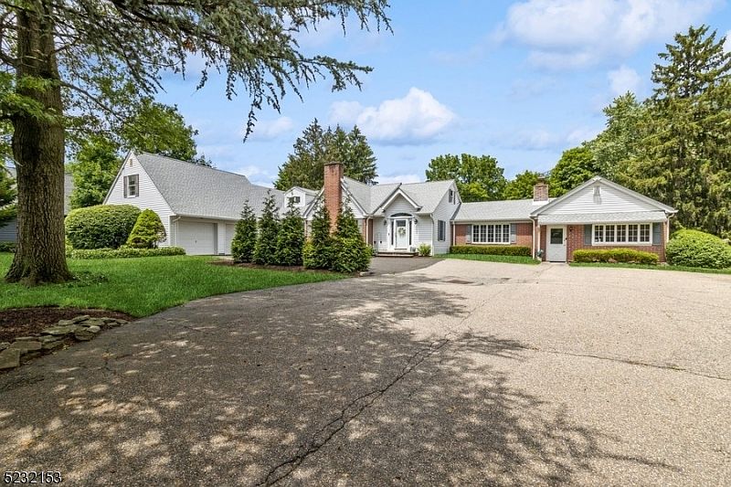 10 Mountain Ave, Pompton Plains, NJ 07444 MLS 3853597 Zillow