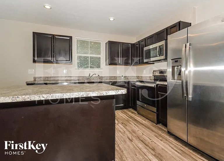 13851 N Mardenis Dr W — Photo 5