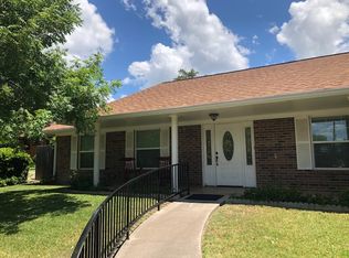 1602 Susan Dr, Kerrville, TX 78028