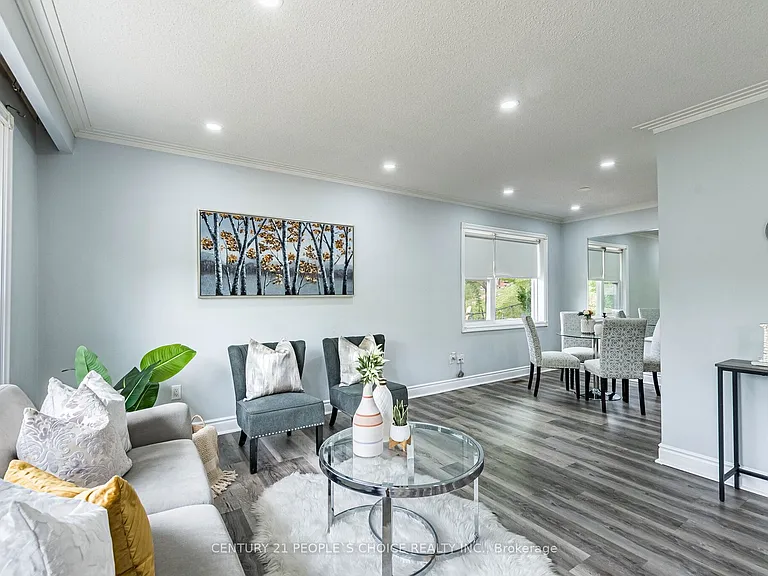 39 Meadowland Dr — Photo 7