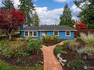 15970 82nd Pl NE, Kenmore, WA 98028