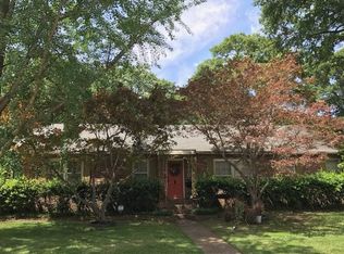 4770 Mockingbird Ln, Memphis, TN 38117