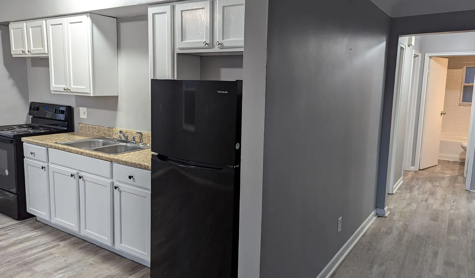 3 bed, 1200 sqft, $1,750 — Photo 3