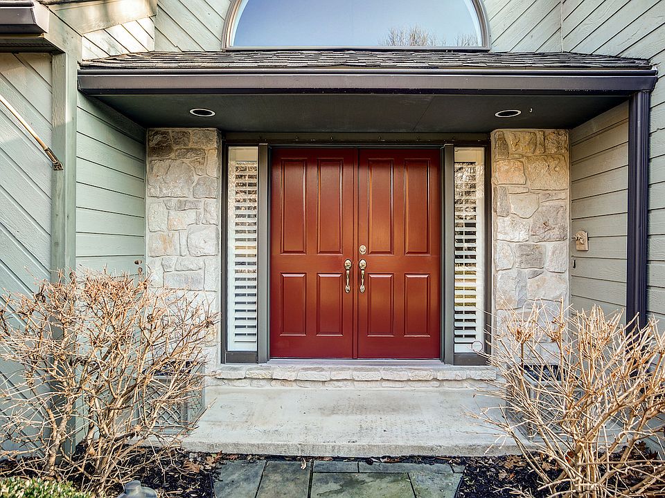 Double front entry