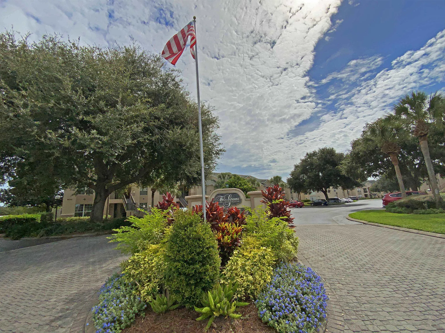 3 bed, 2.0 bath, 1428 sqft, $1,895 — Photo 4