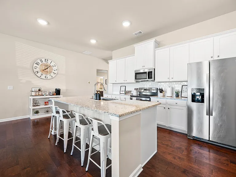 2496 Sunny Hill Rd — Photo 3