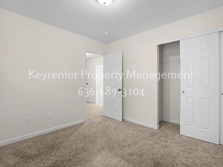 2645 Winding Valley Dr — Photo 17