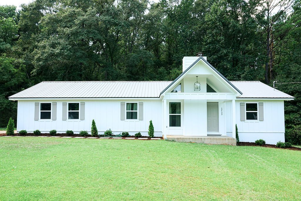 12133 Valley Rd - Property Image