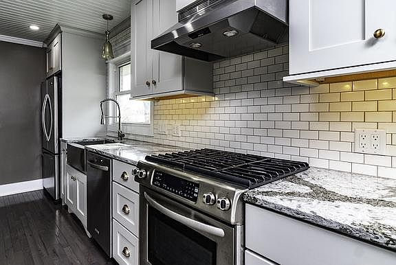 4th image of 213 Fleetwood Dr