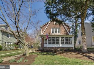 221 W Kings Hwy, Audubon, NJ 08106